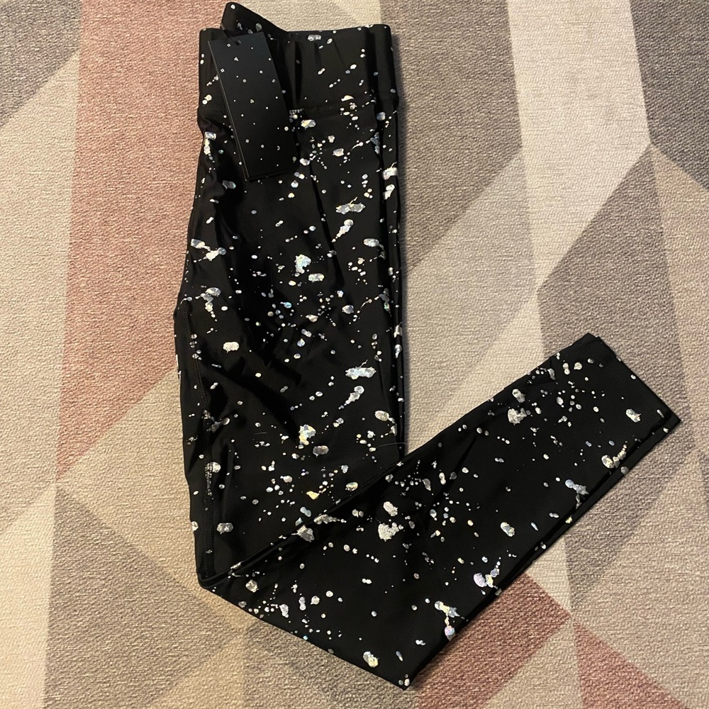 Terez Silver/Gold Foil Leggings Size M